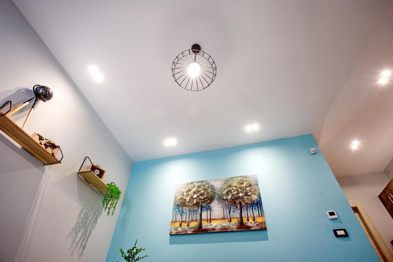 Happy Mini Apartment